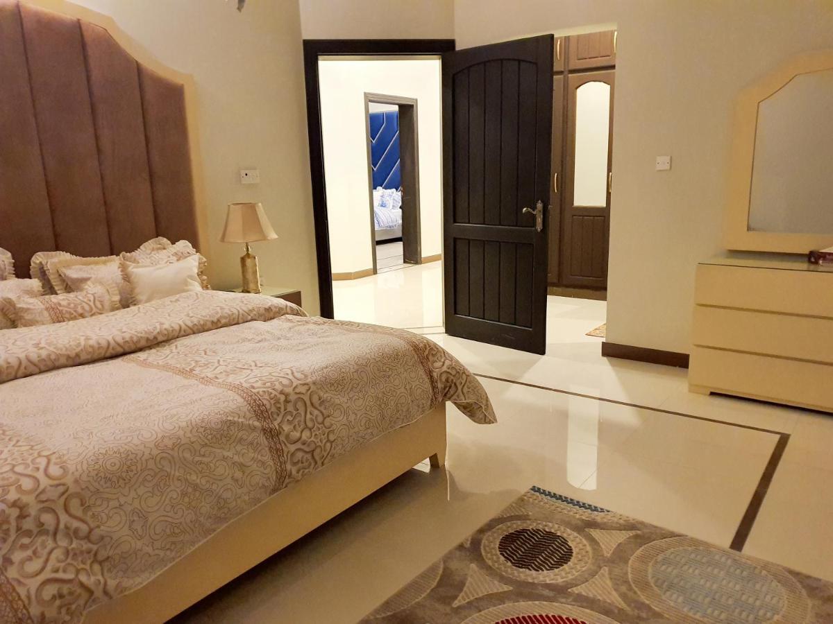 Royal Villa F-10/2 Islamabad Eksteriør bilde